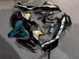 Silver Yellow Glossy Black HRC - Honda ADV160 (2022-2025) ABS Fairings | Apex Fairings — view 1