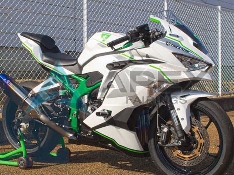 White Silver Green - Kawasaki ZX-25R / ZX-4R / ZX-4RR (2019-2025) ABS Fairings | Apex Fairings