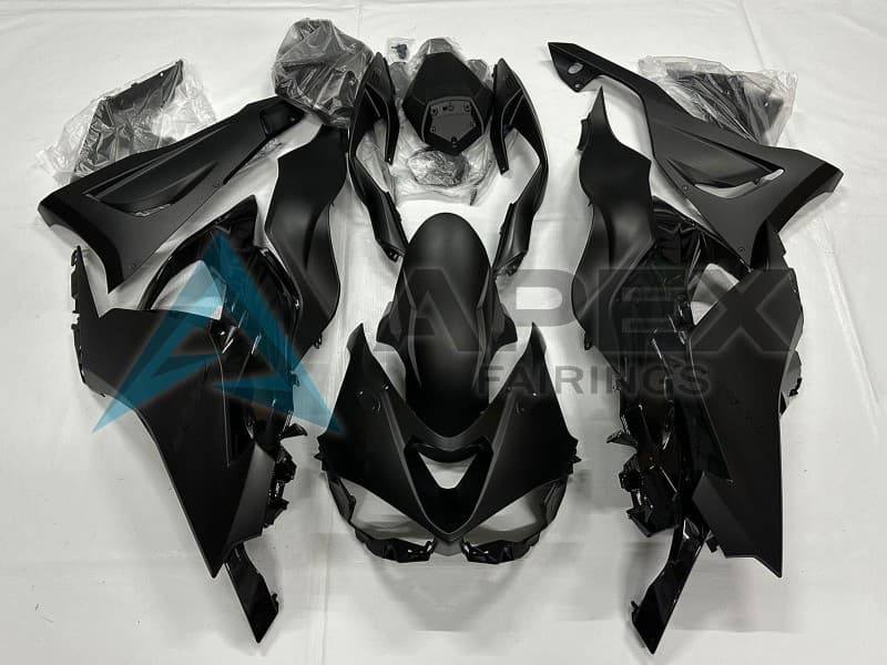 Matte Black - Kawasaki ZX-6R (2024-2026) ABS Fairings — Style FE8 | Apex Fairings